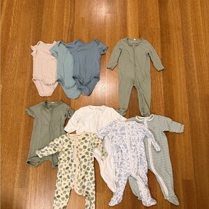 Baby Mori - 9 pieces size- various onesies